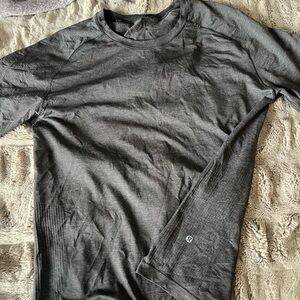 Lululemon metal vent tech tee
